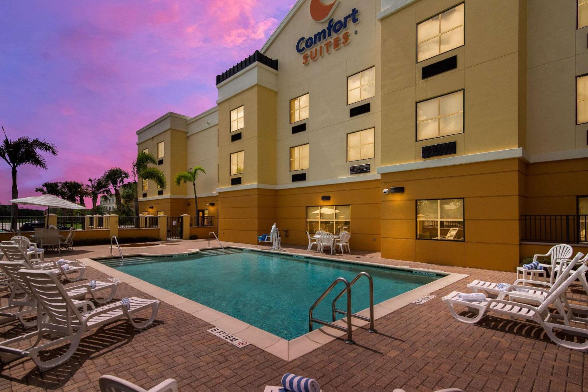 Comfort Suites Vero Beach I-95 Dış mekan fotoğraf