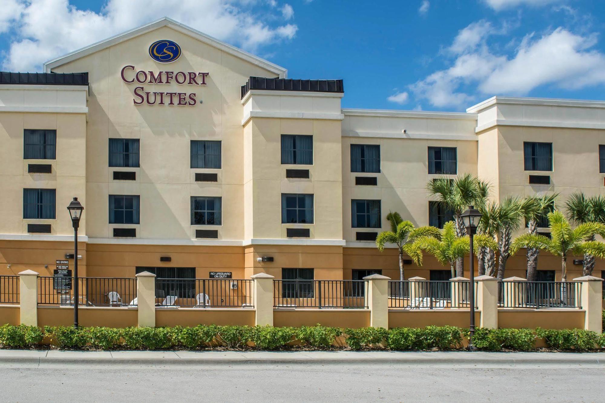 Comfort Suites Vero Beach I-95 Dış mekan fotoğraf